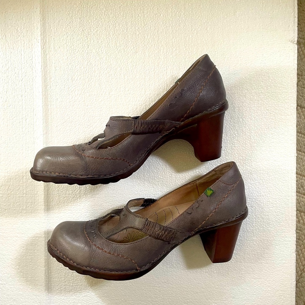 EL NATURALISTA size 40
Caminar por la vida!